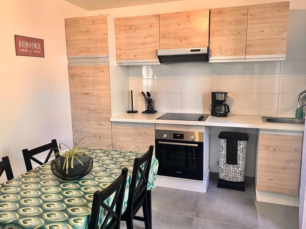 Villa 2 Chambres Proche D'Un Lac Ruelle-sur-Touvre Exteriör bild