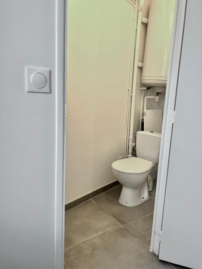 Villa 2 Chambres Proche D'Un Lac Ruelle-sur-Touvre Exteriör bild